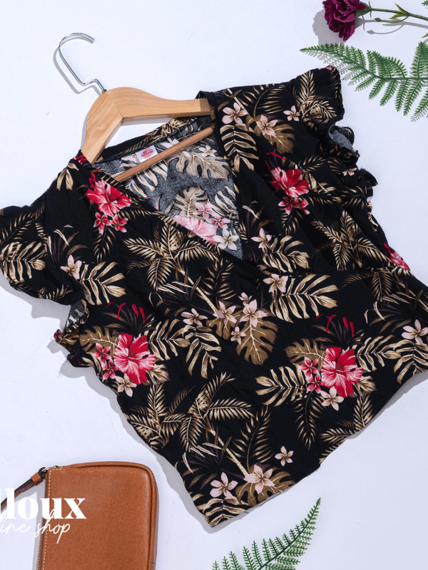 Bella Flowy Top