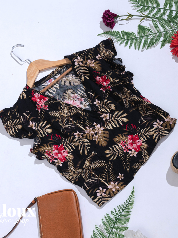 Bella Flowy Top